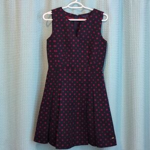 EUC Sz 2 Navy & Red Tommy Hilfiger 👗